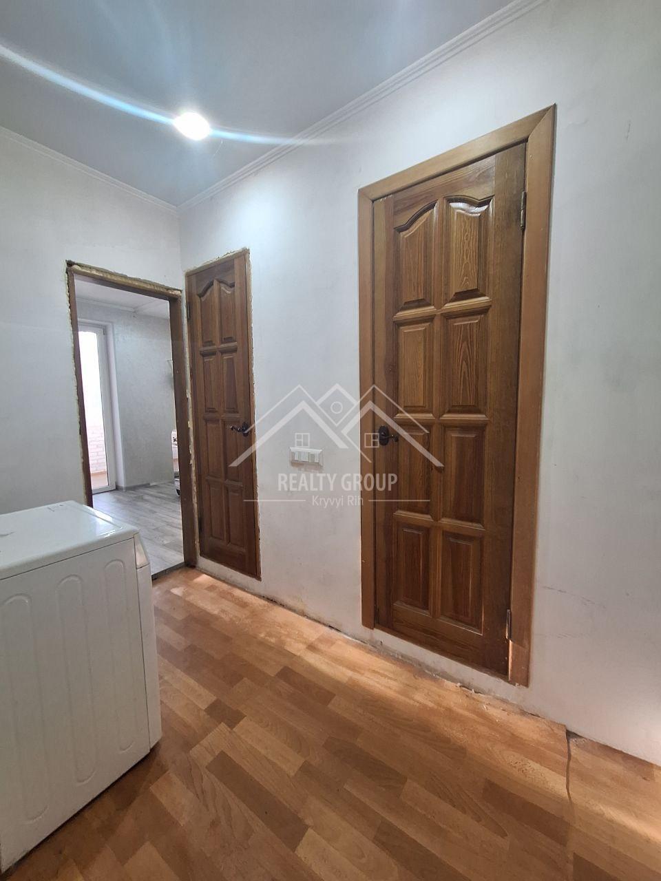 Продаж 2-кімнатної квартири 50 м², Павла Глазового вул.