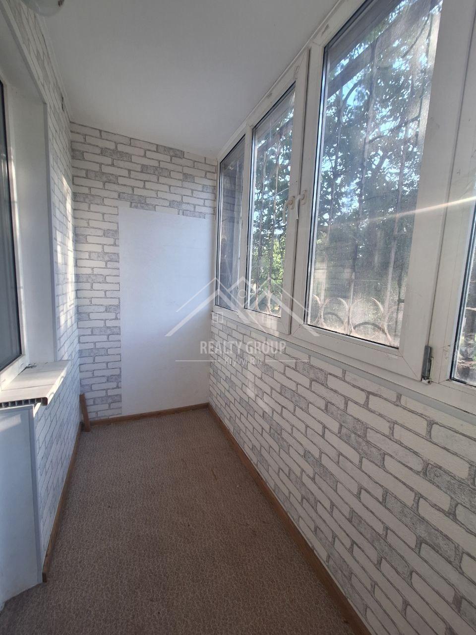 Продаж 2-кімнатної квартири 50 м², Павла Глазового вул.