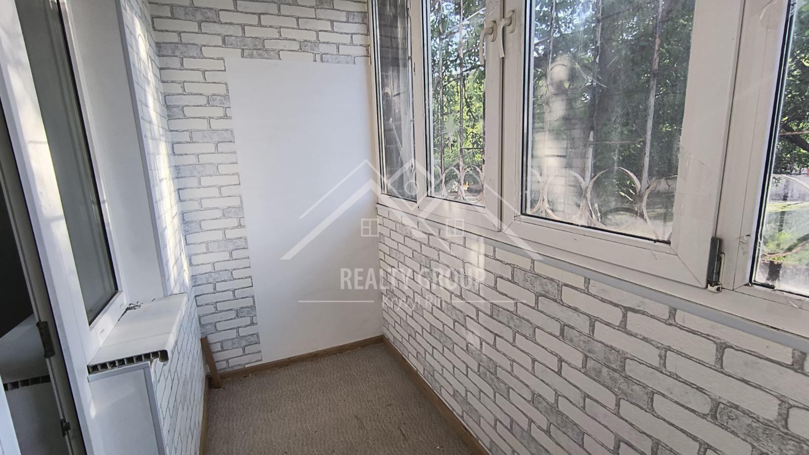Продаж 2-кімнатної квартири 50 м², Павла Глазового вул.