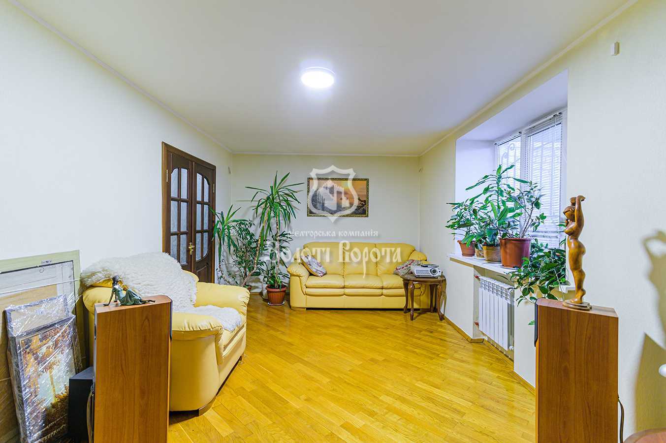 Продаж 3-кімнатної квартири 74 м², Валерія Лобановського просп., 128