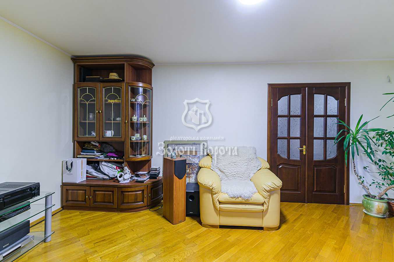 Продаж 3-кімнатної квартири 74 м², Валерія Лобановського просп., 128