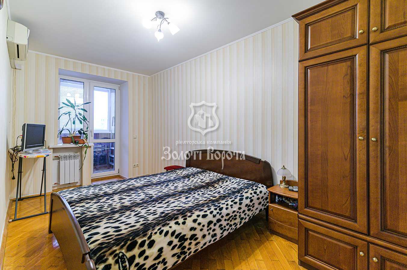 Продаж 3-кімнатної квартири 74 м², Валерія Лобановського просп., 128