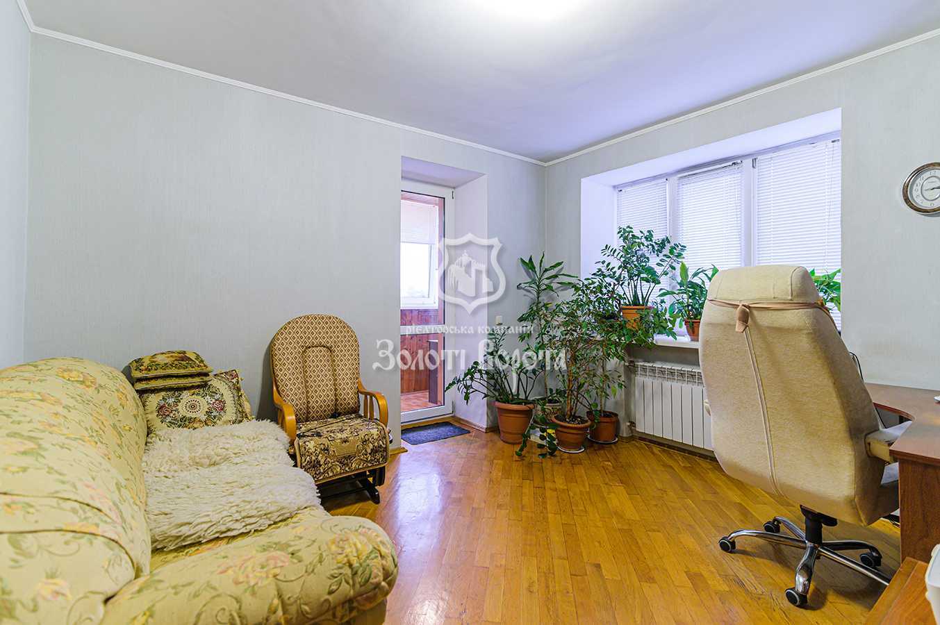 Продаж 3-кімнатної квартири 74 м², Валерія Лобановського просп., 128