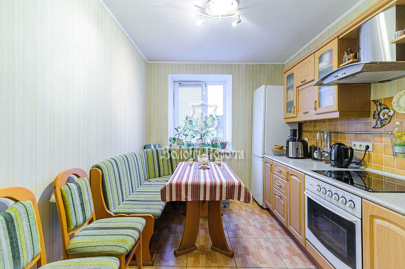 Продаж 3-кімнатної квартири 74 м², Валерія Лобановського просп., 128