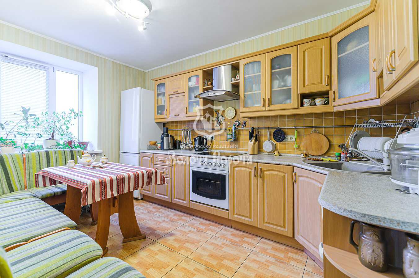 Продаж 3-кімнатної квартири 74 м², Валерія Лобановського просп., 128