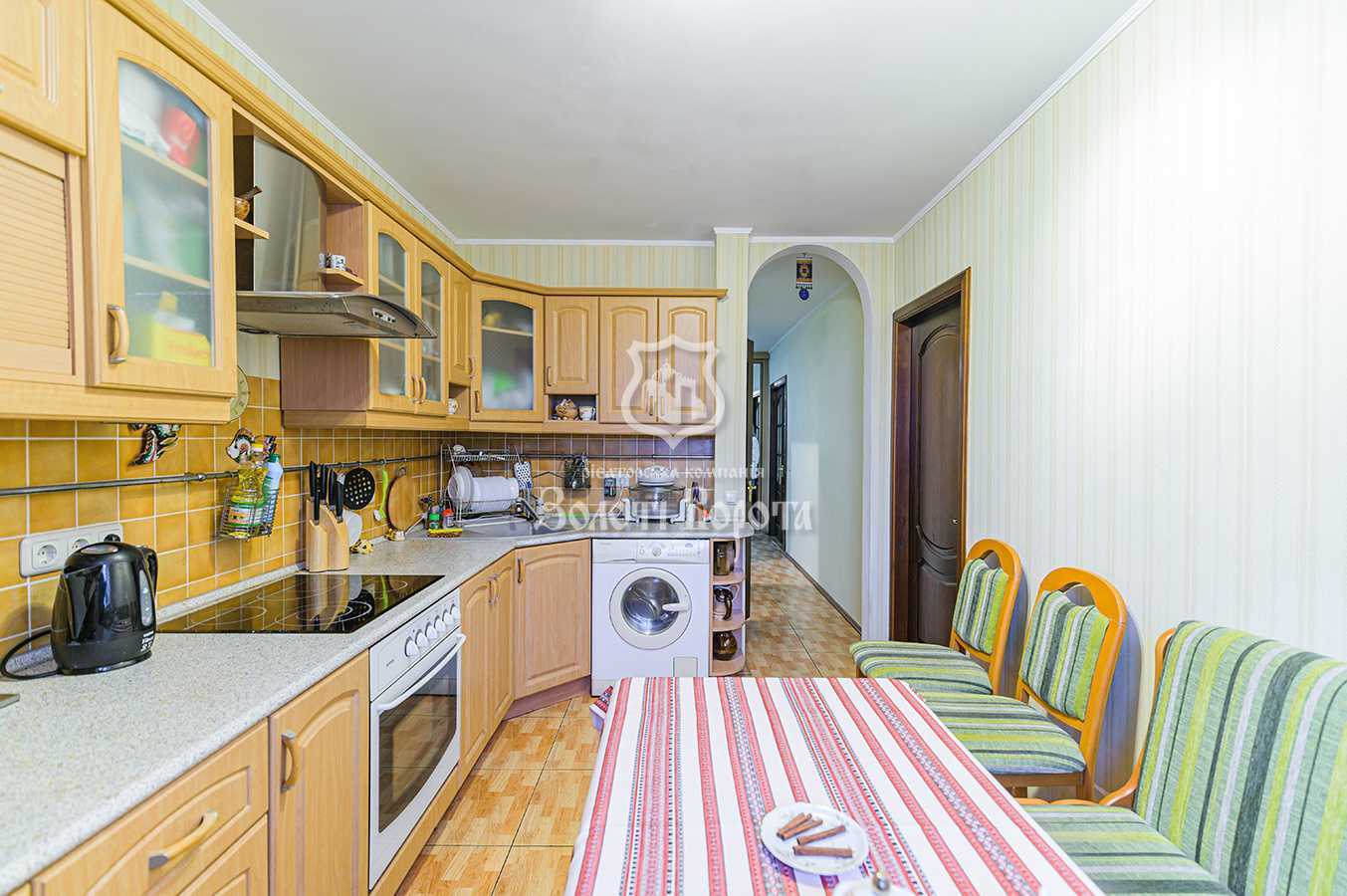 Продаж 3-кімнатної квартири 74 м², Валерія Лобановського просп., 128