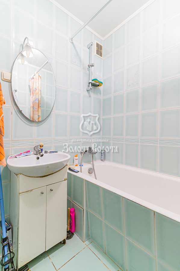 Продаж 3-кімнатної квартири 74 м², Валерія Лобановського просп., 128