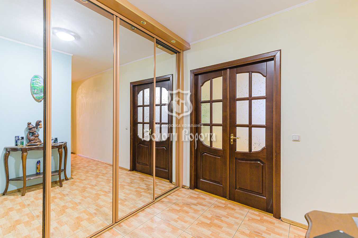 Продаж 3-кімнатної квартири 74 м², Валерія Лобановського просп., 128