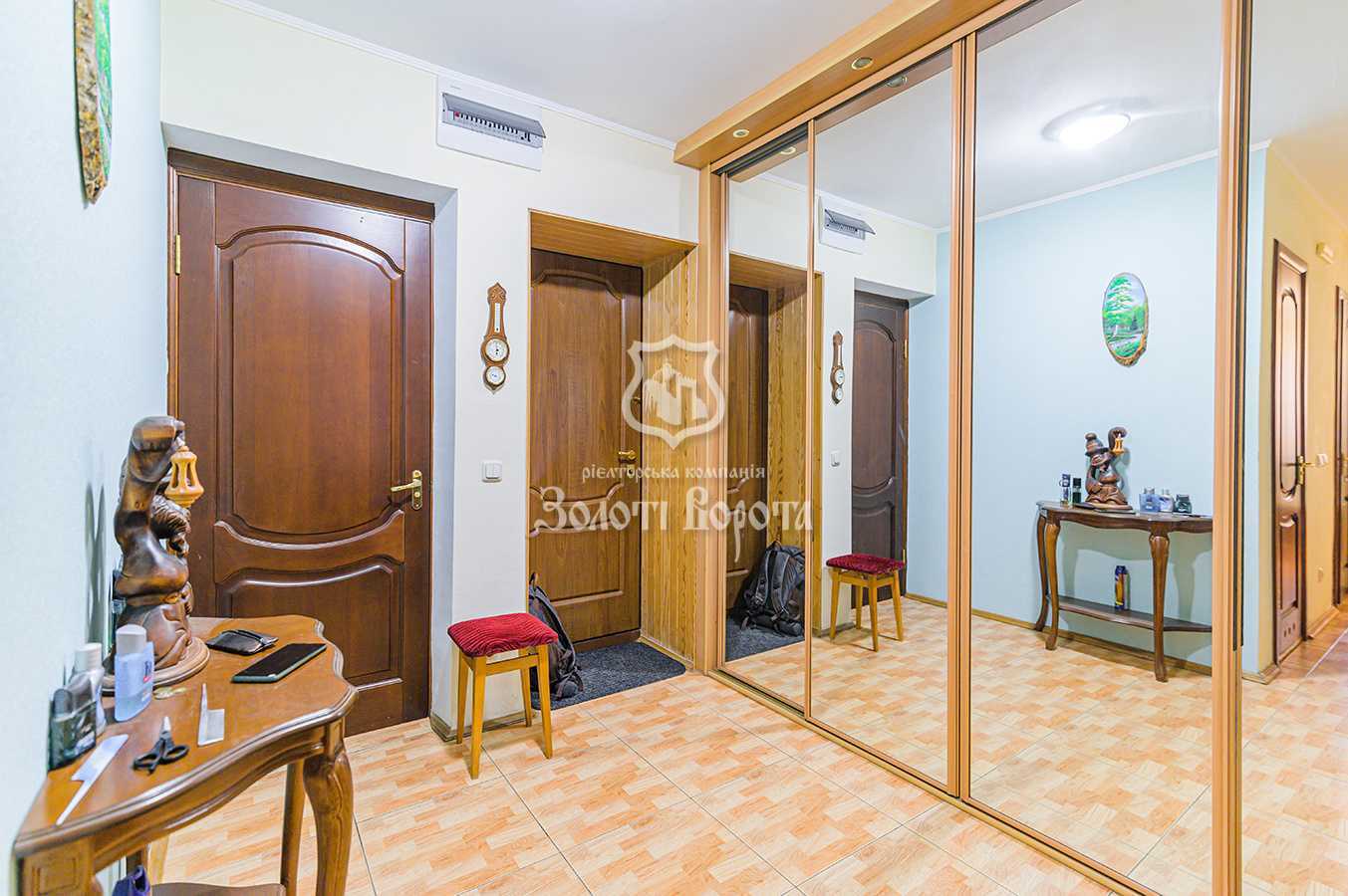Продаж 3-кімнатної квартири 74 м², Валерія Лобановського просп., 128