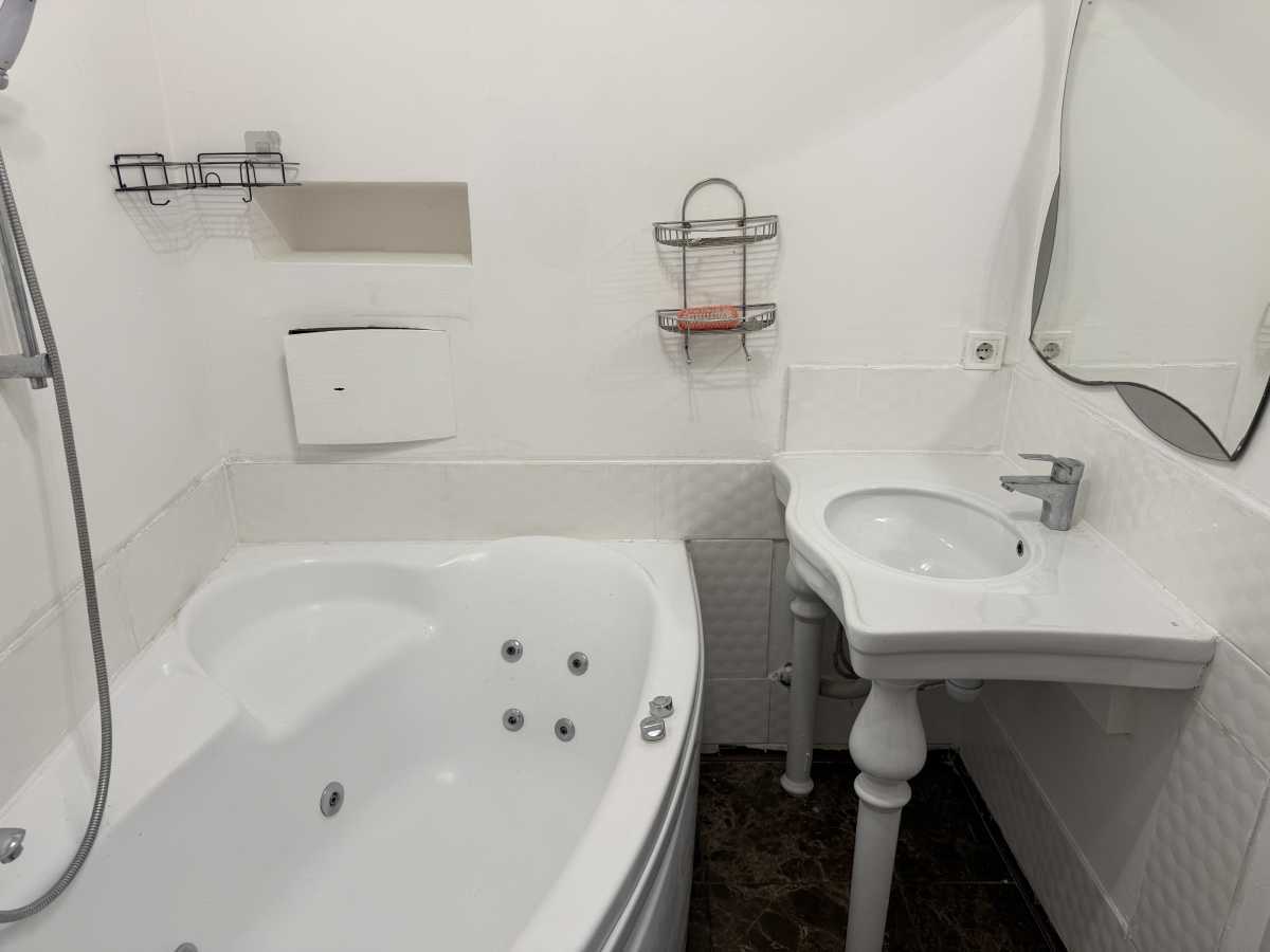 Аренда 2-комнатной квартиры 68 м², Мичурина ул., 4