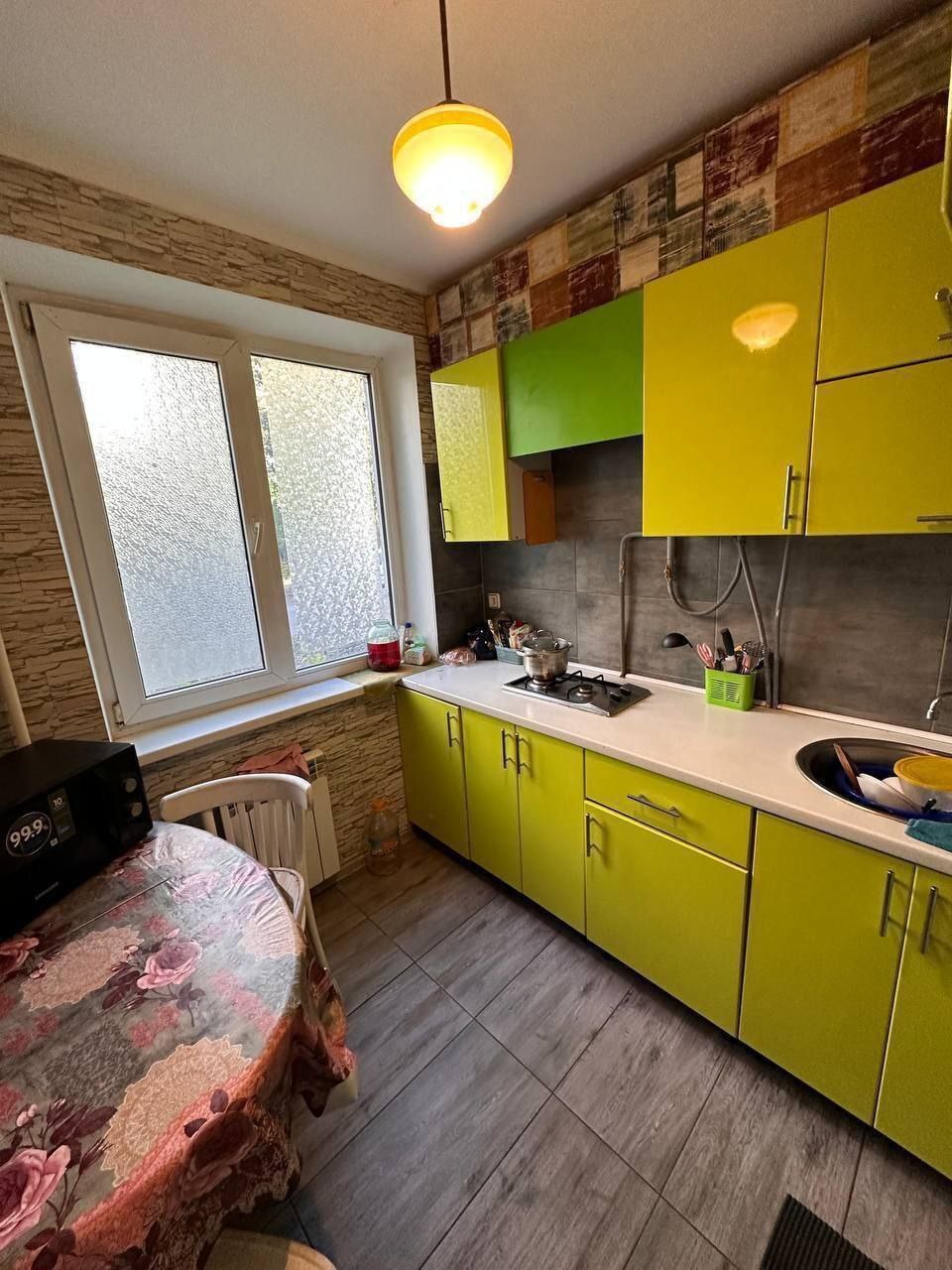 Продаж 1-кімнатної квартири 31 м², 1-а Новопоселенська вул.