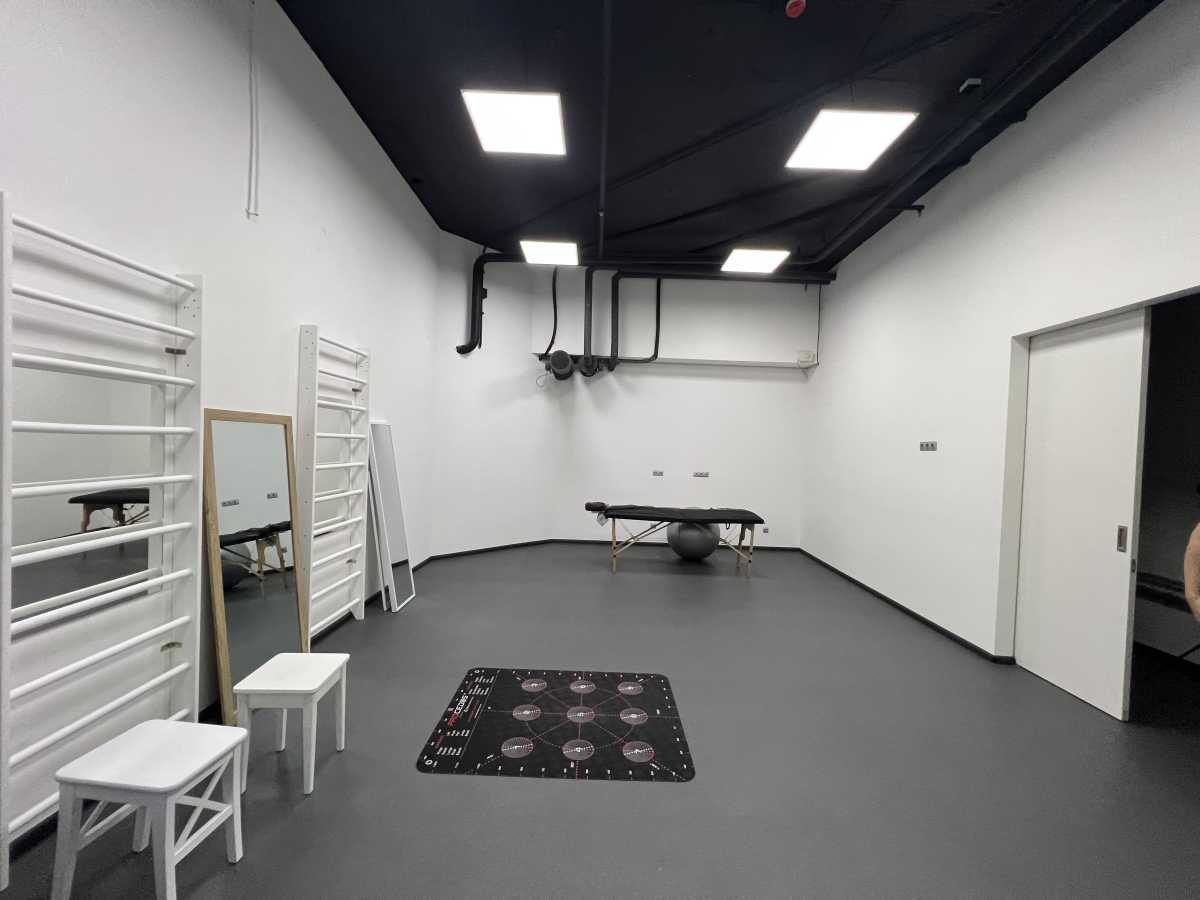 Продаж офісу 153.4 м², Кудряшова вул., 18А