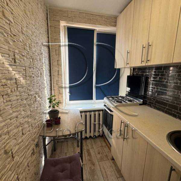 Продаж 1-кімнатної квартири 22 м², Березняківська вул., 16Б
