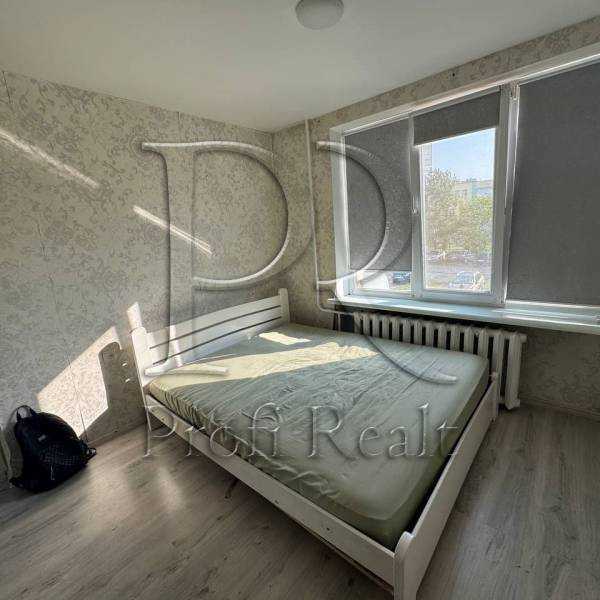 Продаж 1-кімнатної квартири 22 м², Березняківська вул., 16Б