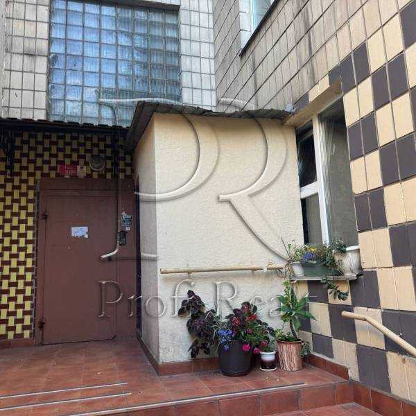 Продаж 1-кімнатної квартири 22 м², Березняківська вул., 16Б