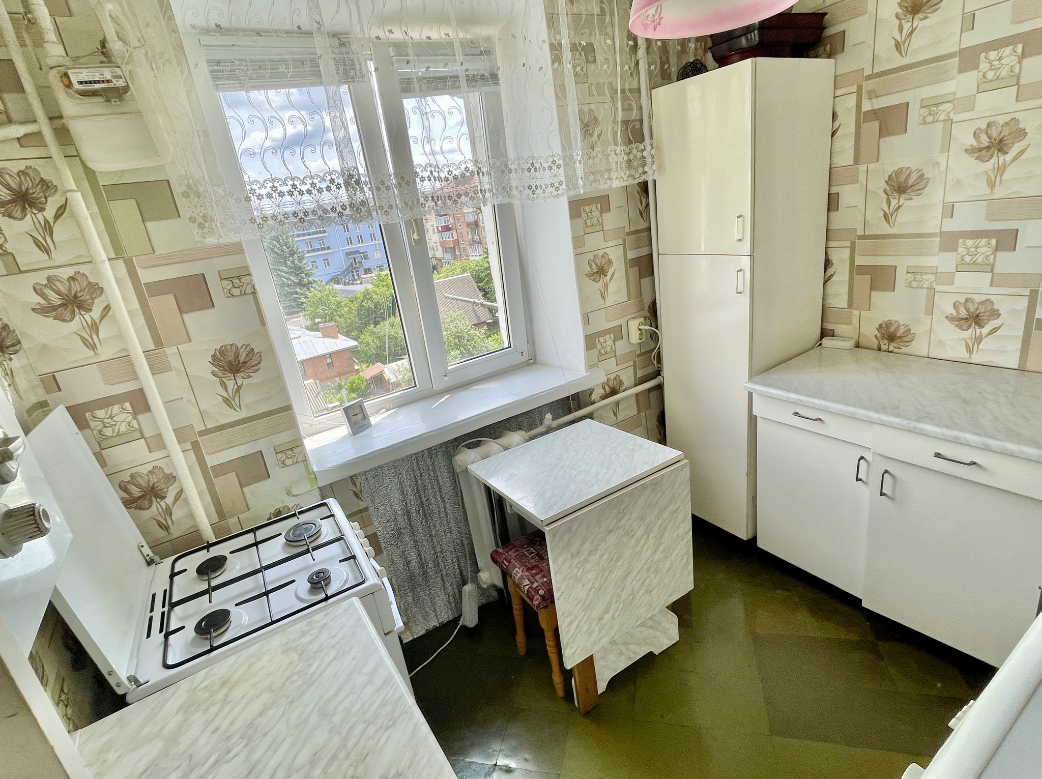 Продаж 3-кімнатної квартири 56 м², Кам'янецька вул.