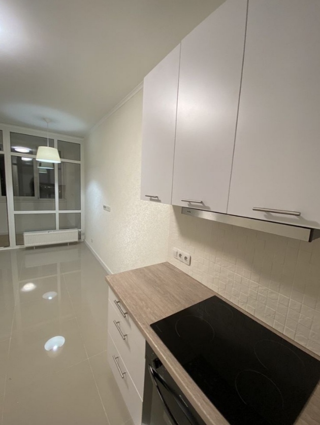 Продаж 1-кімнатної квартири 46 м², Євгена Сверстюка вул., 6