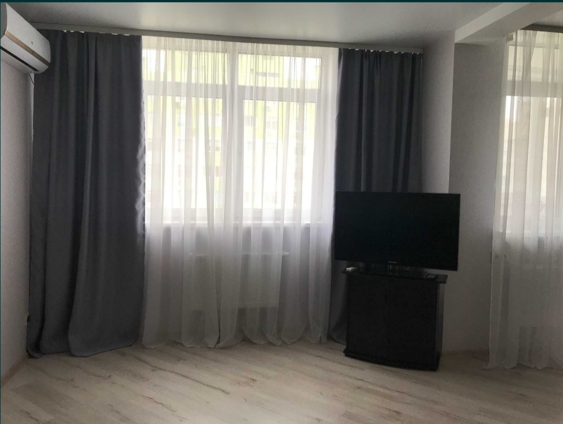Продаж 1-кімнатної квартири 45 м², Воскресенська вул., 16Б