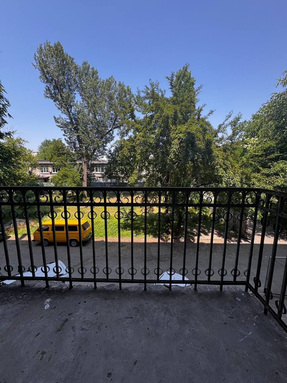 Продажа 2-комнатной квартиры 53 м², Дмитрия Яворницкого просп.