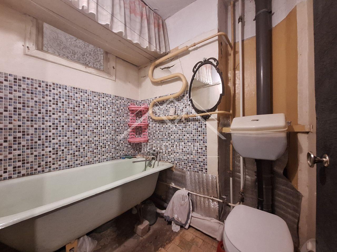 Продаж 2-кімнатної квартири 40 м², Бикова вул.