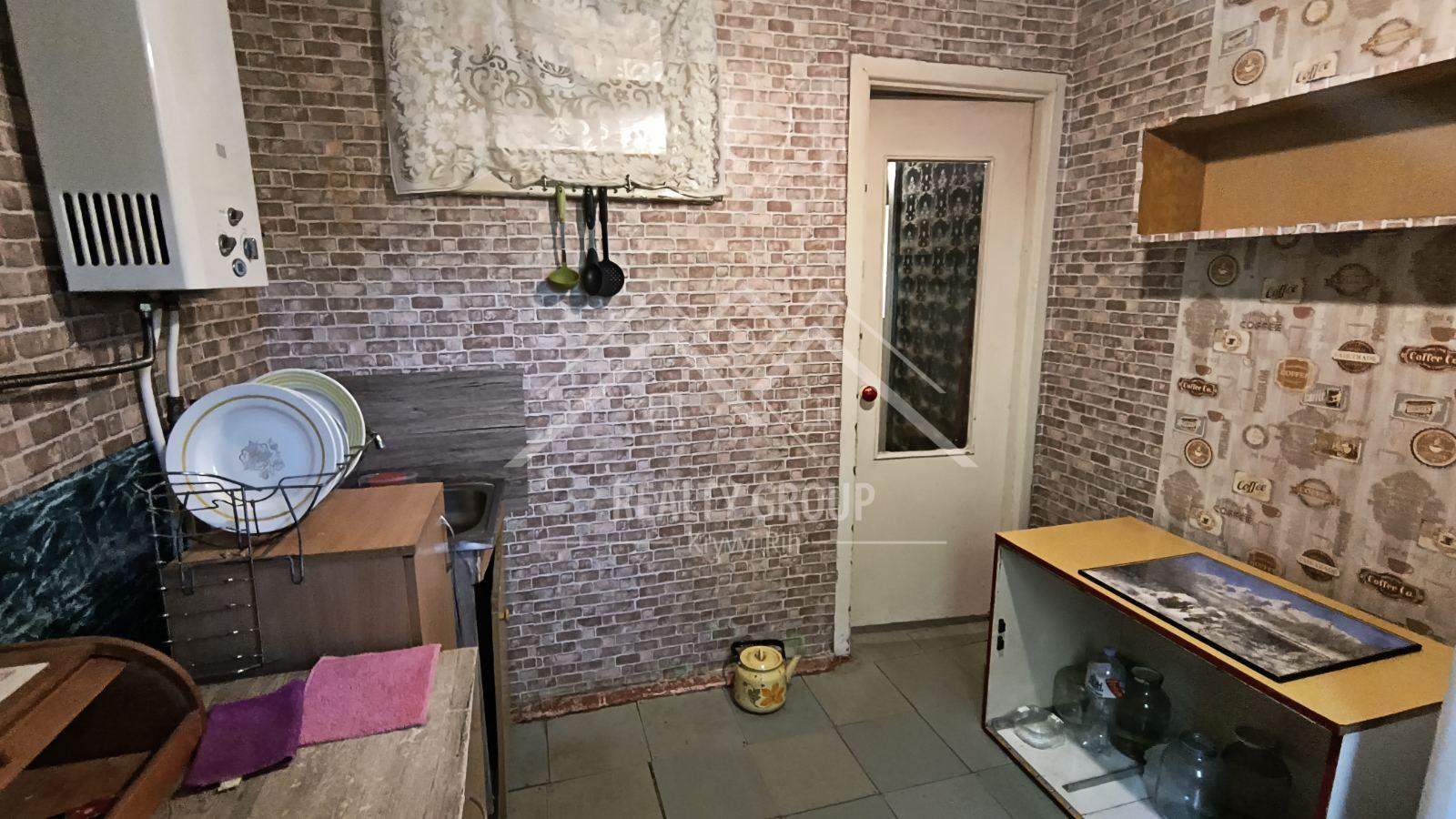 Продаж 2-кімнатної квартири 40 м², Бикова вул.