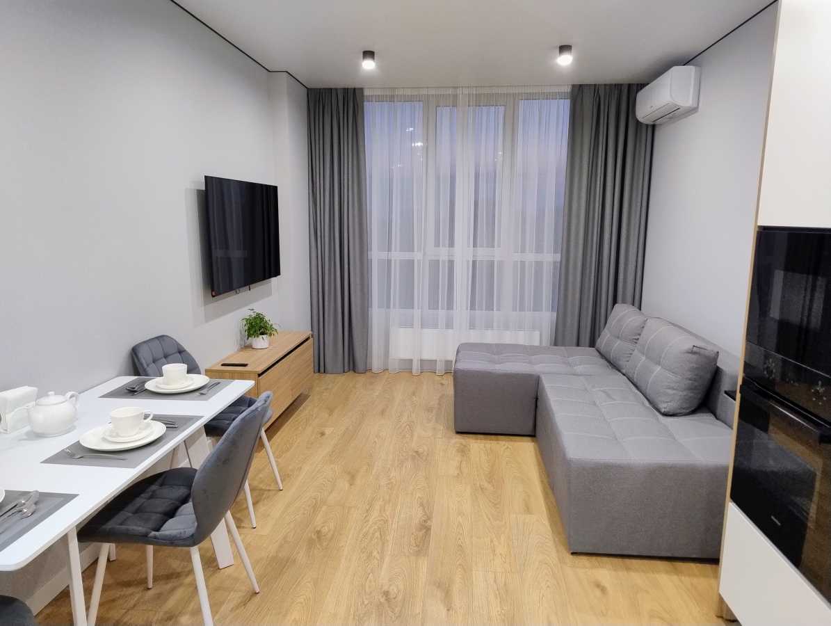 Продаж 1-кімнатної квартири 48 м², Родини Крістерів, 14