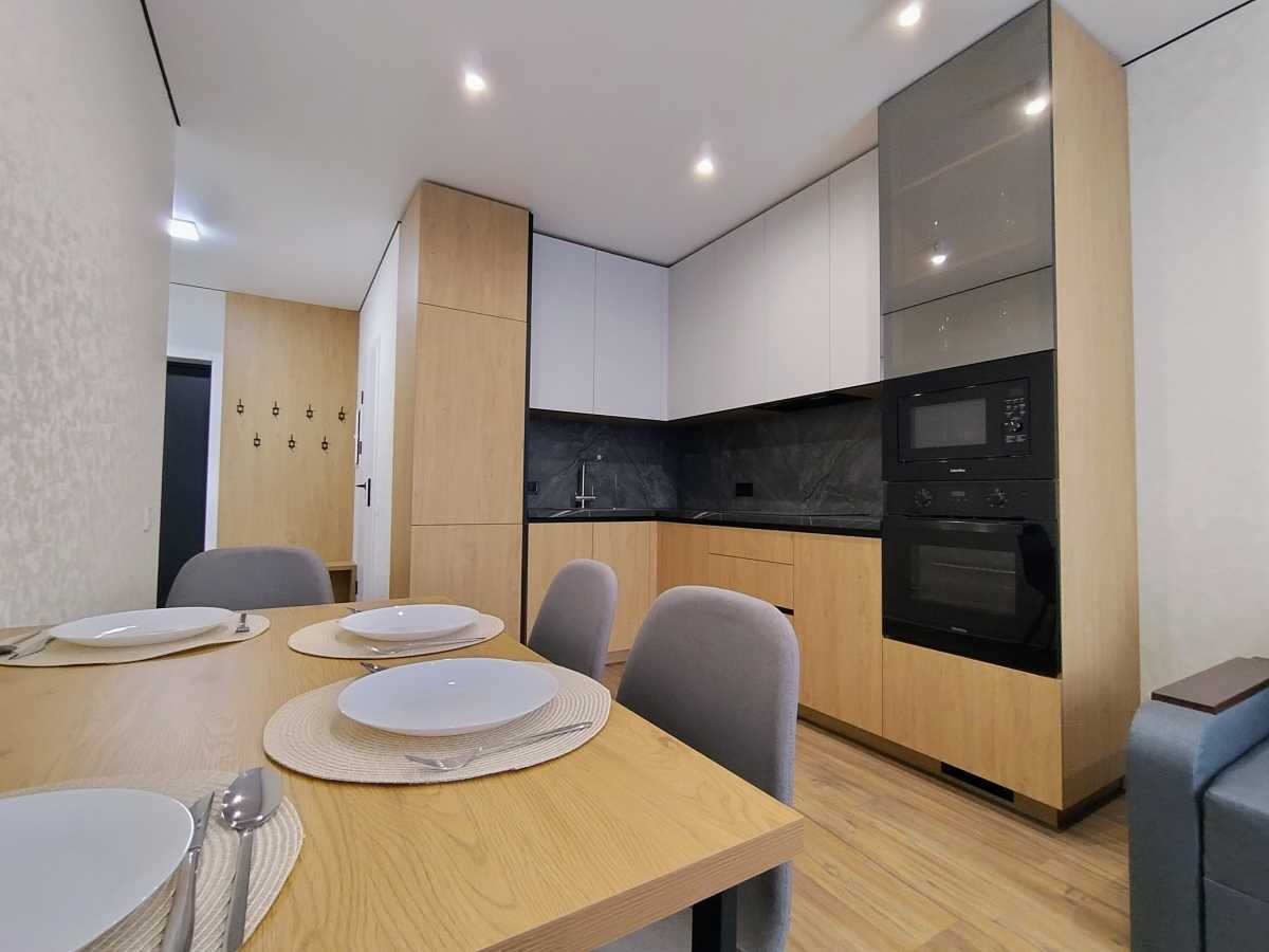 Продаж 1-кімнатної квартири 44 м², Родини Крістерів, 14б