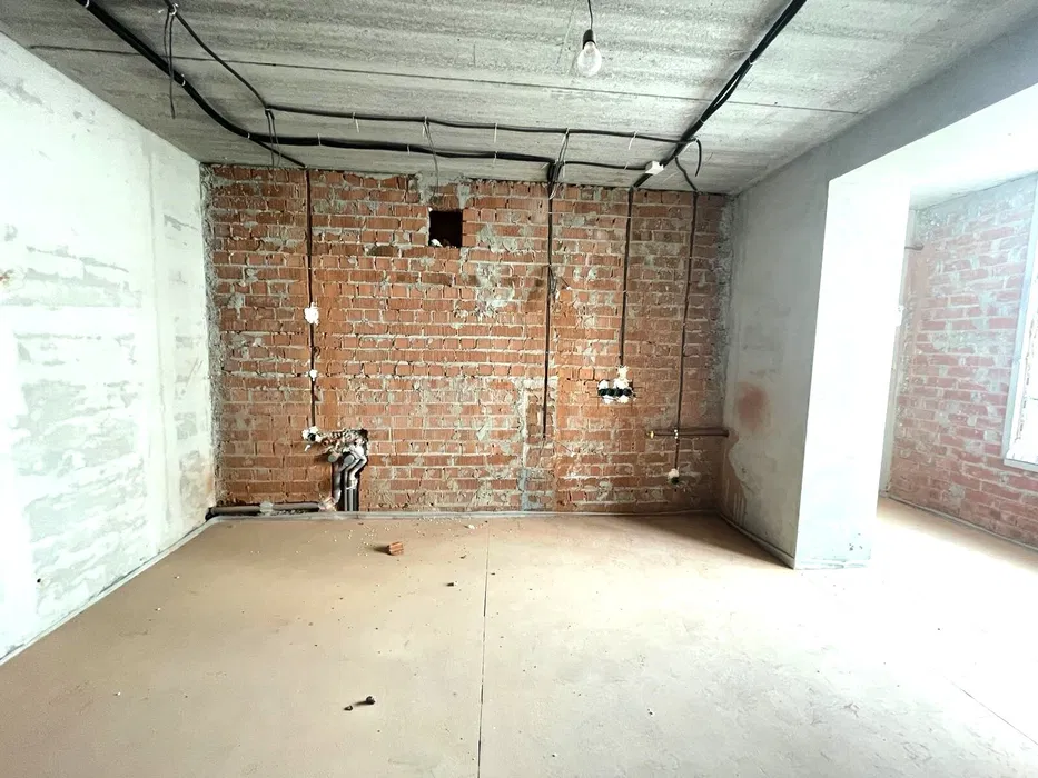 Продаж 2-кімнатної квартири 67 м²