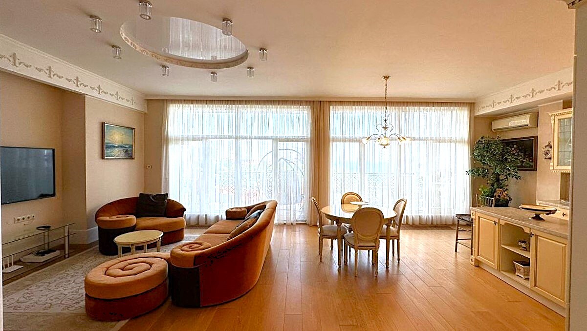 Аренда 3-комнатной квартиры 160 м², Гагаринское Плато ул., 5/3