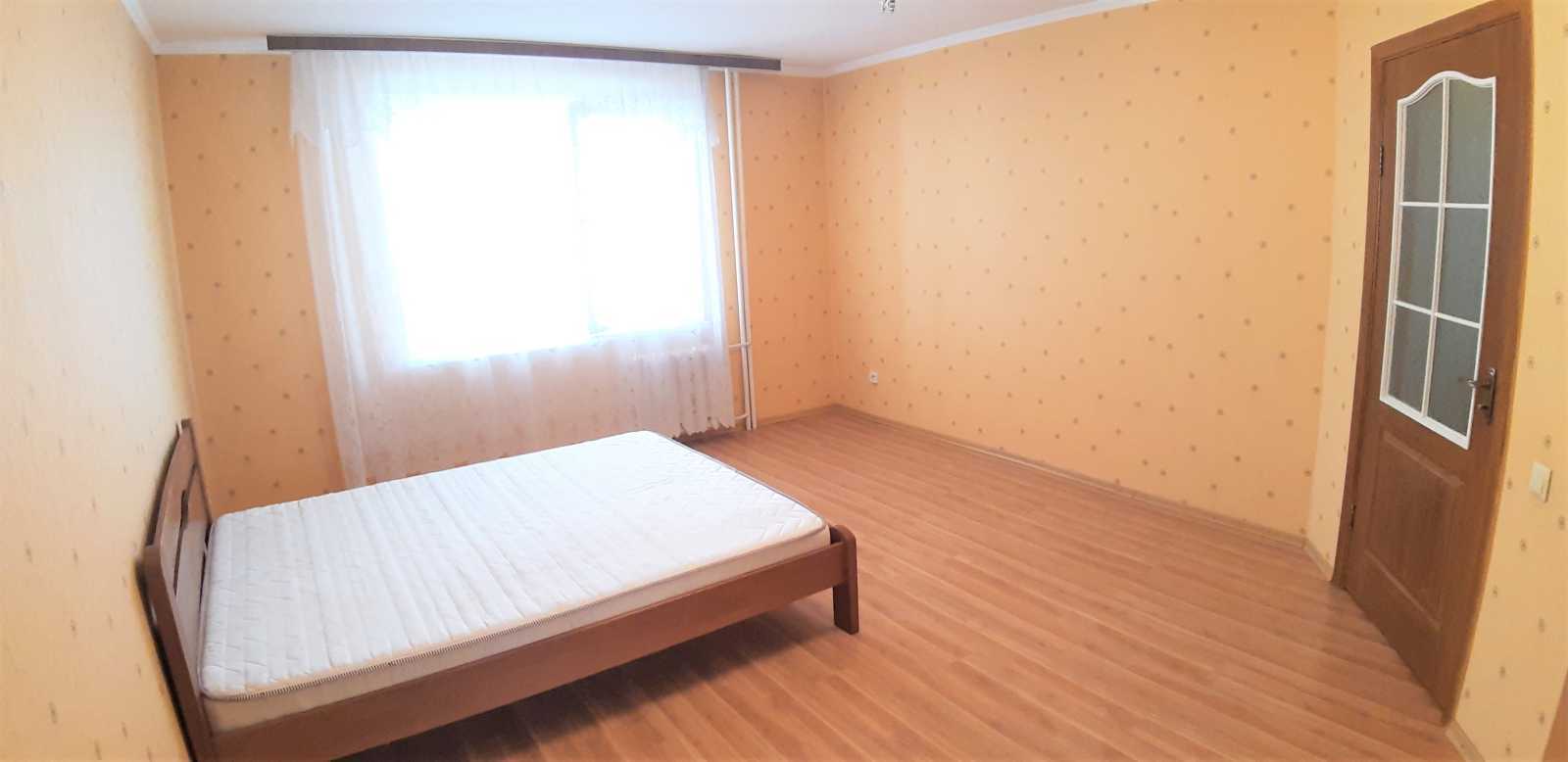 Оренда 1-кімнатної квартири 50 м², Машинобудівників вул., 1Б