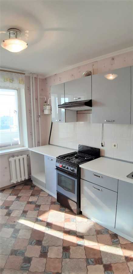 Оренда 1-кімнатної квартири 50 м², Машинобудівників вул., 1Б