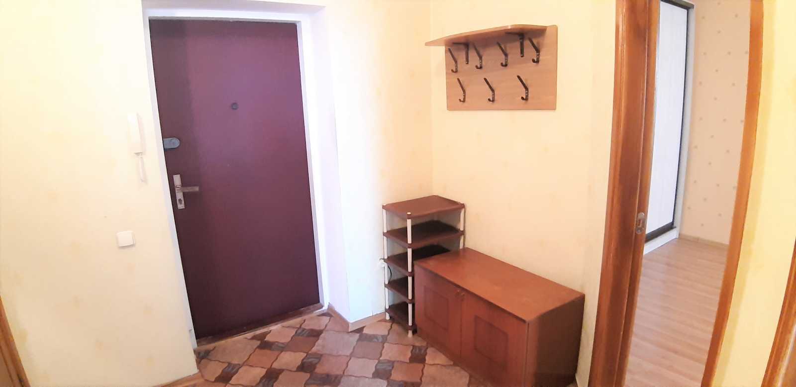 Оренда 1-кімнатної квартири 50 м², Машинобудівників вул., 1Б