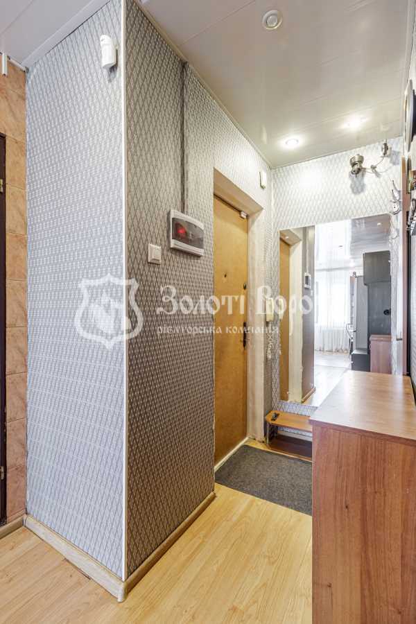 Продаж 3-кімнатної квартири 70.6 м², Оболонський просп., 34