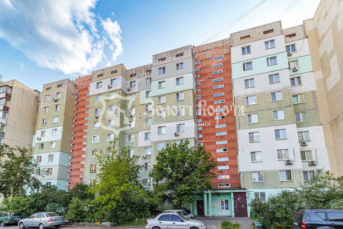 Продаж 3-кімнатної квартири 70.6 м², Оболонський просп., 34