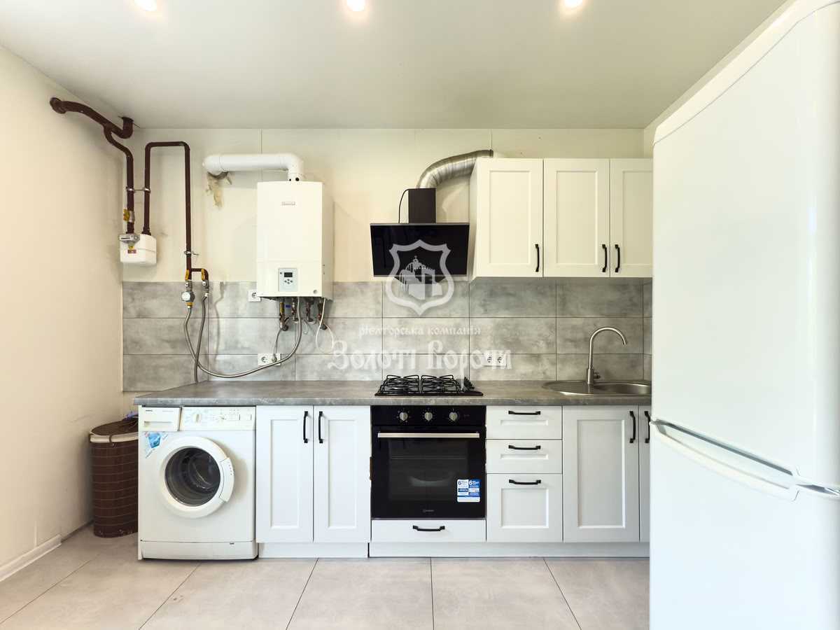 Продаж 1-кімнатної квартири 38 м², Героїв Крут вул., 16