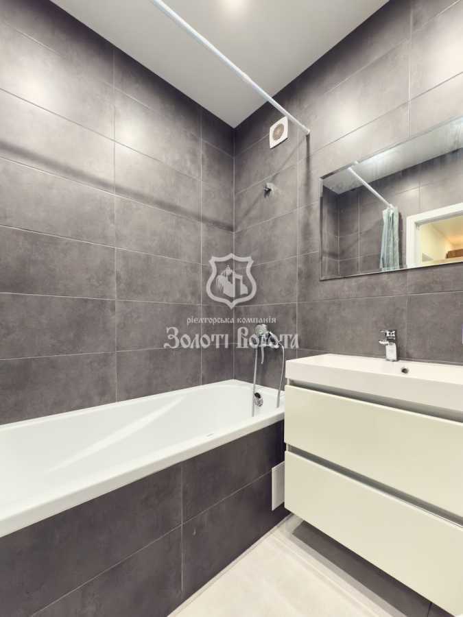 Продаж 1-кімнатної квартири 38 м², Героїв Крут вул., 16