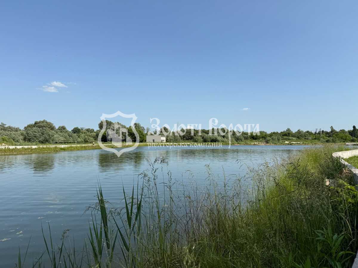 Продаж 1-кімнатної квартири 32 м², Анатолія Луценка вул., 18
