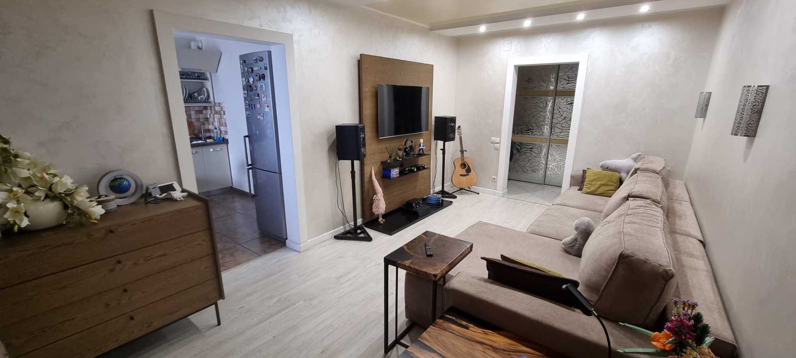 Продаж 3-кімнатної квартири 76 м², Єлизавети Чавдар вул., 14