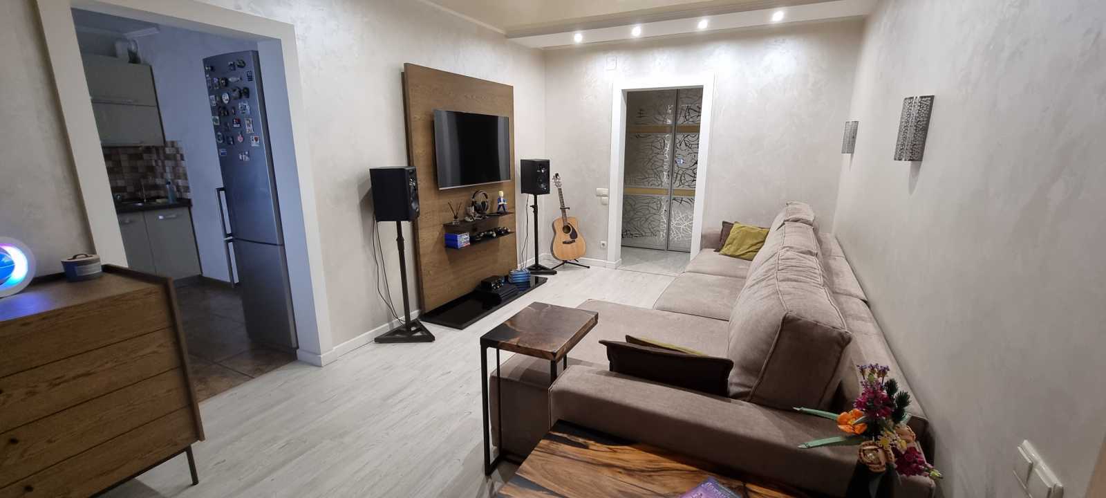 Продаж 3-кімнатної квартири 76 м², Єлизавети Чавдар вул., 14