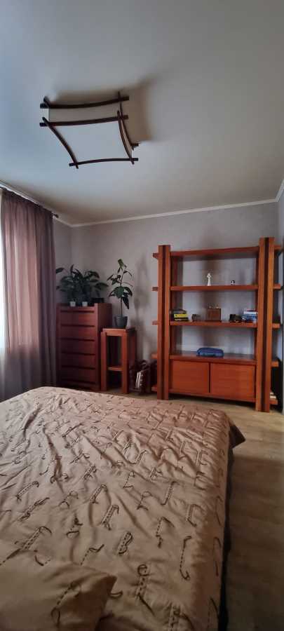 Продаж 3-кімнатної квартири 76 м², Єлизавети Чавдар вул., 14