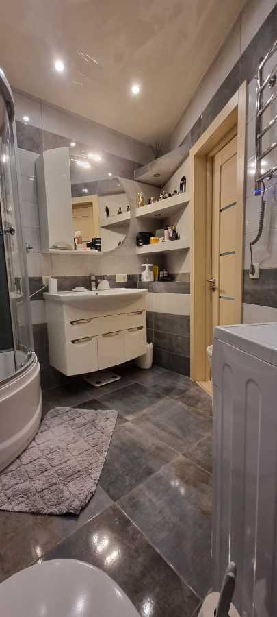 Продаж 3-кімнатної квартири 76 м², Єлизавети Чавдар вул., 14