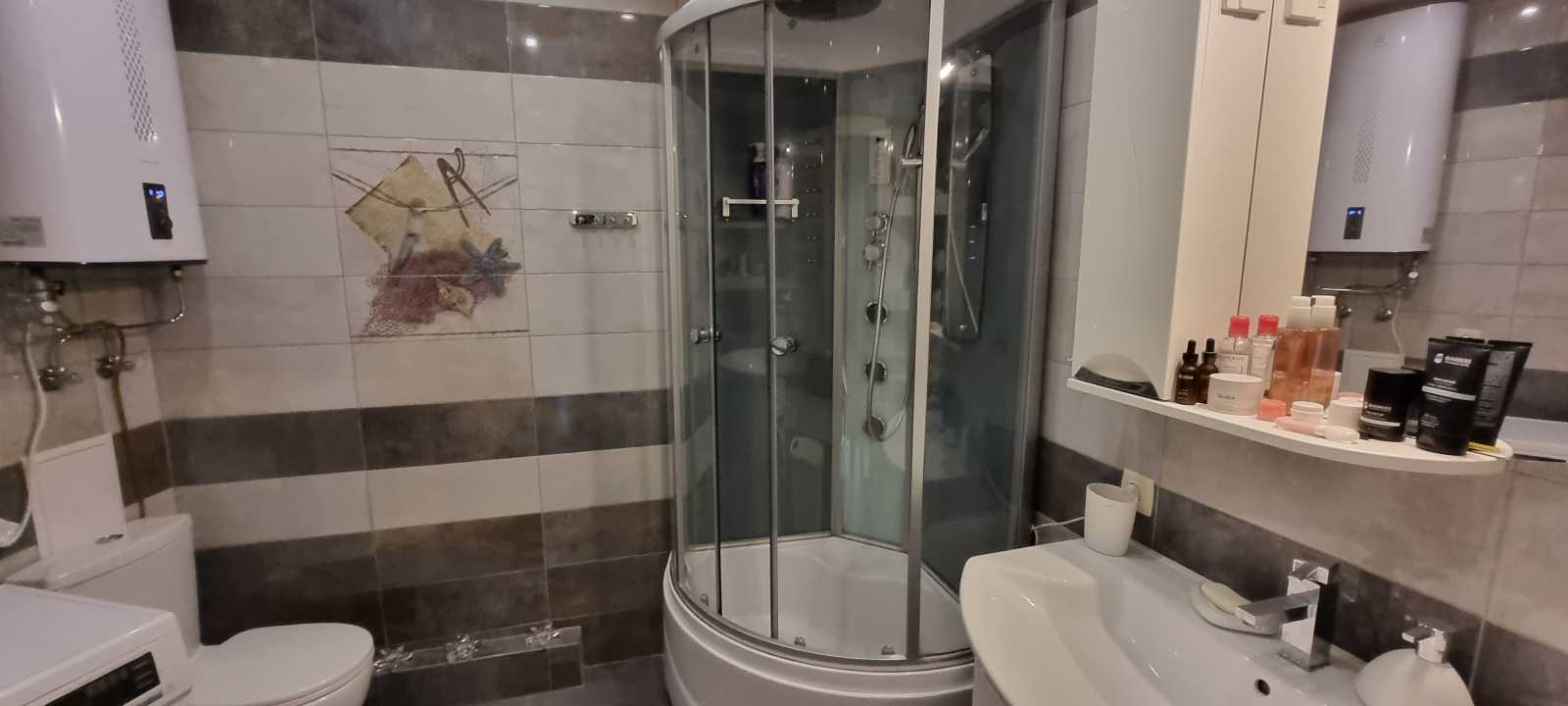 Продаж 3-кімнатної квартири 76 м², Єлизавети Чавдар вул., 14