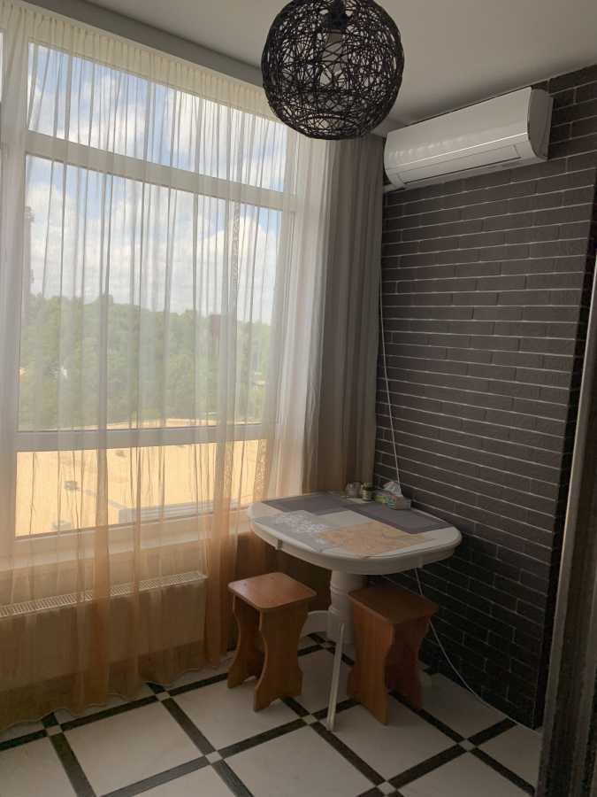 Продаж 1-кімнатної квартири 32 м², Ракетна вул., 24б