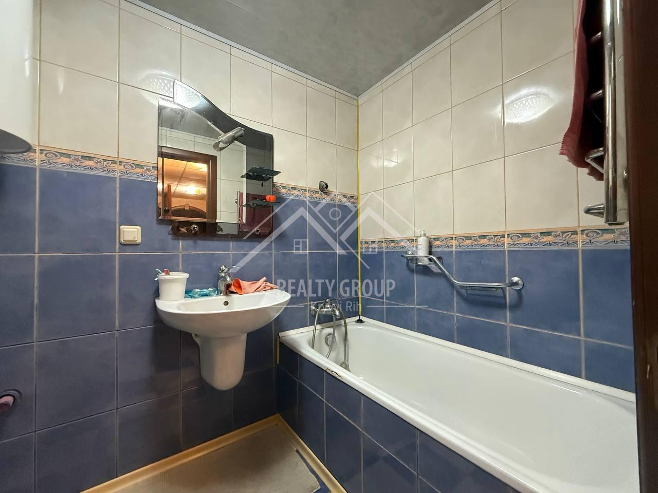 Продаж 3-кімнатної квартири 60.2 м², Віталія Матусевича вул., 30