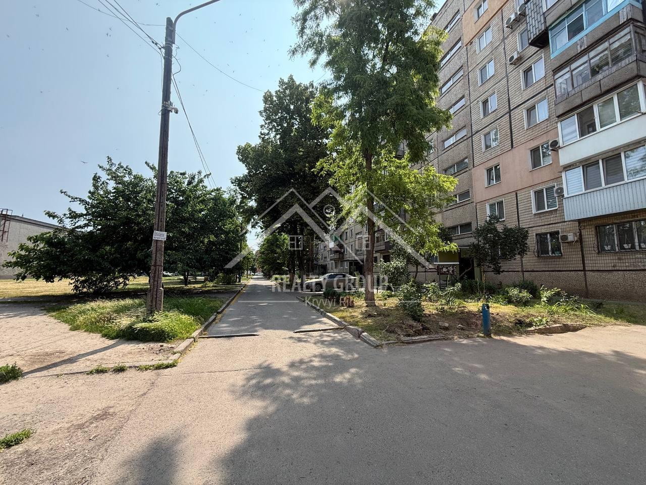 Продаж 3-кімнатної квартири 60.2 м², Віталія Матусевича вул., 30