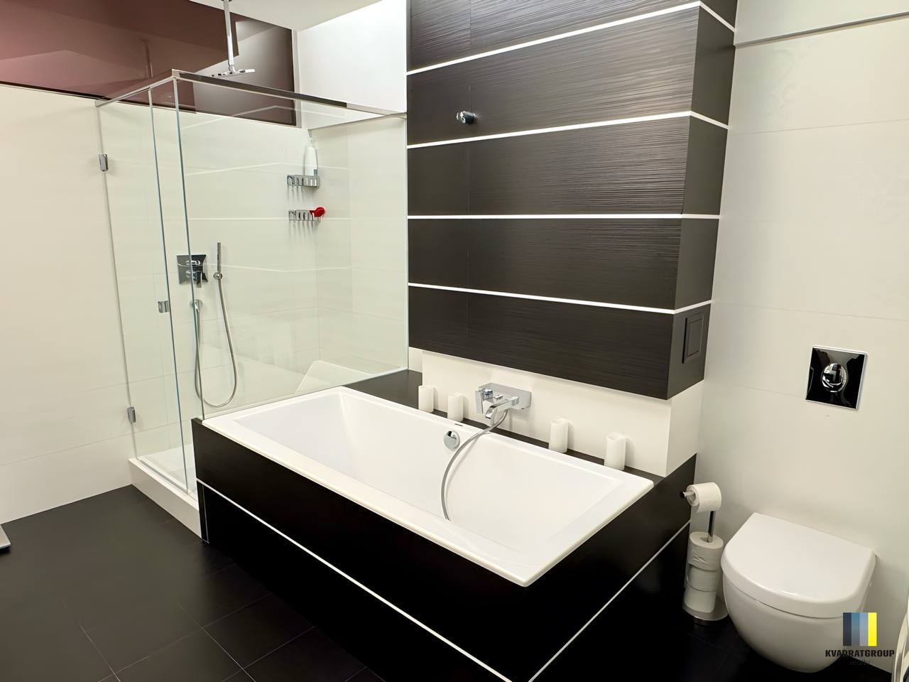 Продаж 3-кімнатної квартири 118 м², Бригадна вул.