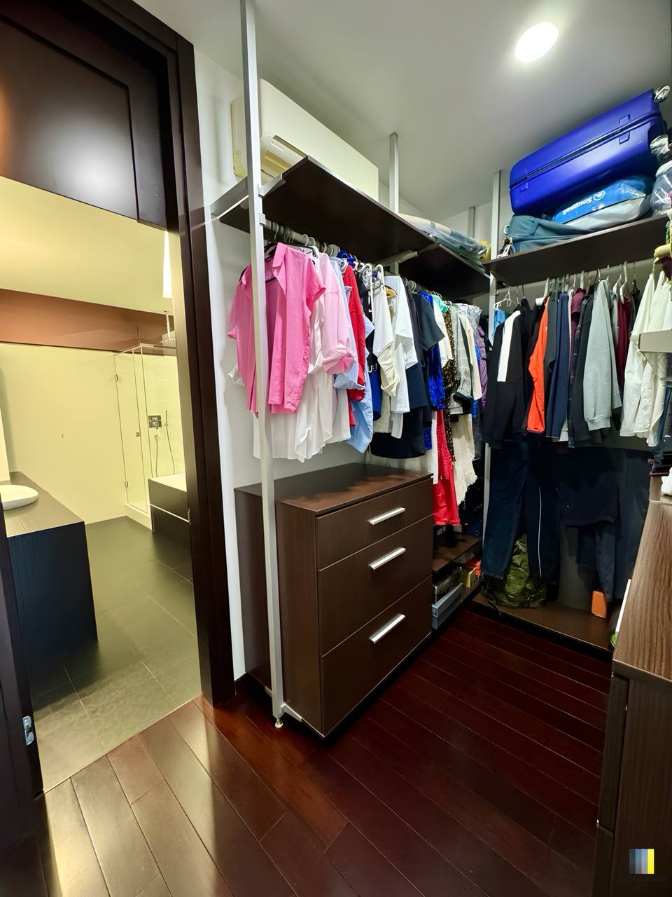 Продаж 3-кімнатної квартири 118 м², Бригадна вул.