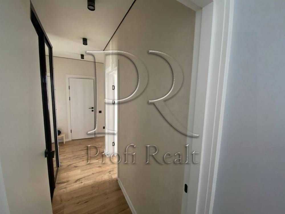 Продаж 2-кімнатної квартири 74 м², Машинобудівників вул., 16