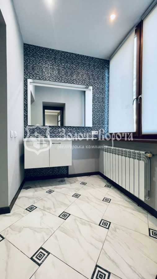 Продаж 3-кімнатної квартири 125 м², Топольова вул., 4-8