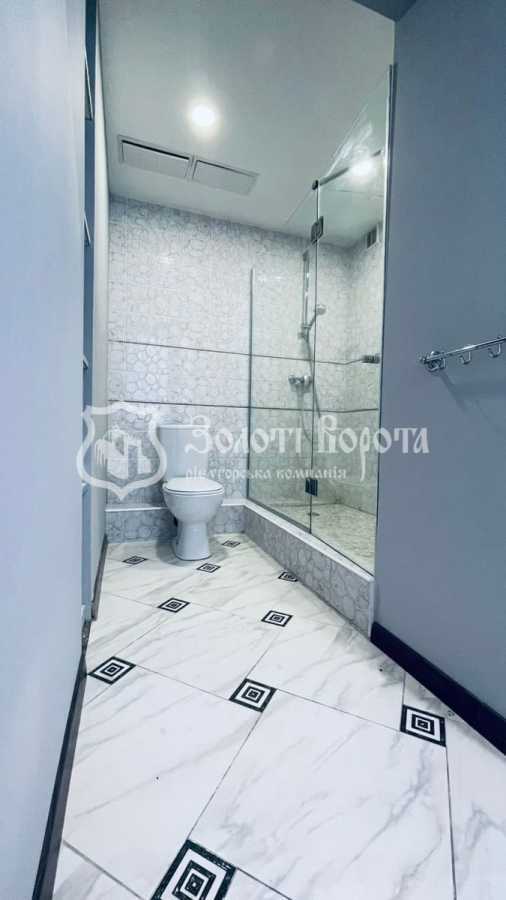 Продаж 3-кімнатної квартири 125 м², Топольова вул., 4-8